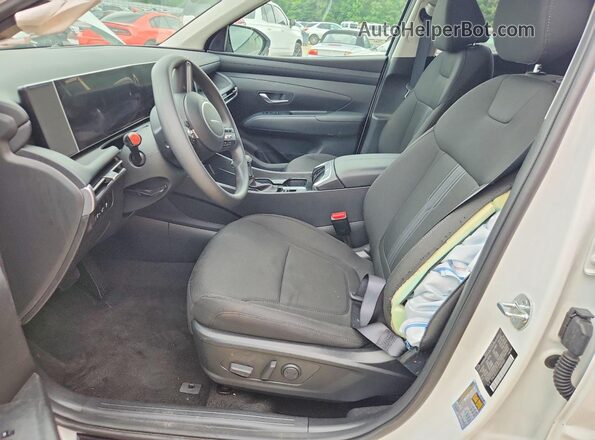 5NMJB3DE5TH689589 2026 HYUNDAI TUCSON White Вид салону спереду