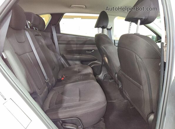 5NMJB3DE9TH639780 2026 HYUNDAI TUCSON White Vista interior trasera