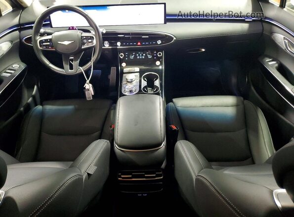 5NMMADTBXTH062674 2026 GENESIS GV70 White Dashboard view