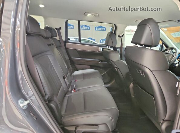 5NMP2DGL7TH202435 2026 HYUNDAI SANTA Gray Widok wnętrza z tyłu