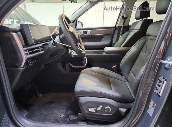 5NMP2DGL7TH202435 2026 HYUNDAI SANTA Gray Widok wnętrza z przodu