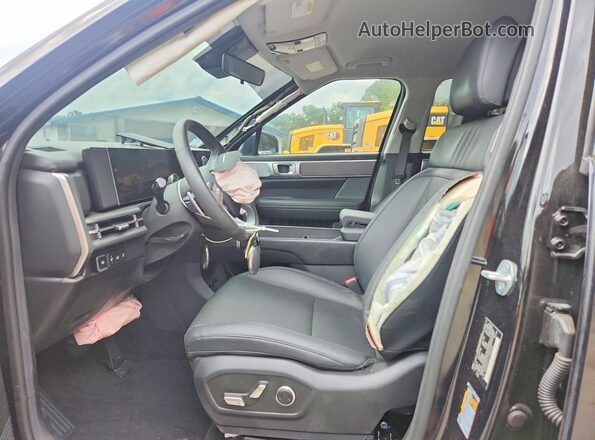 5NMP2DGLXTH163761 2026 HYUNDAI SANTA Black Front interior view