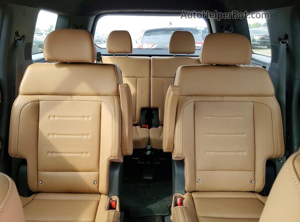 5NMP5DG13TH107618 2026 HYUNDAI SANTA Green Rear seats view