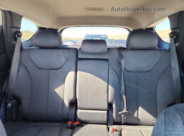 5NMS24AJ7PH498581 2023 HYUNDAI SANTA Silver Widok tylnych siedzeń