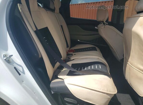 5NMS33AD2KH032048 2019 HYUNDAI SANTA White Rear interior view