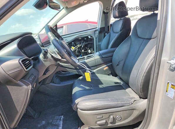 5NMS44AL4PH605663 2023 HYUNDAI SANTA Silver Front interior view