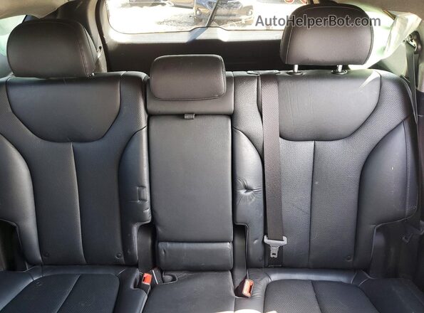 5NMS5CAD7LH303357 2020 HYUNDAI SANTA Red Rear seats view