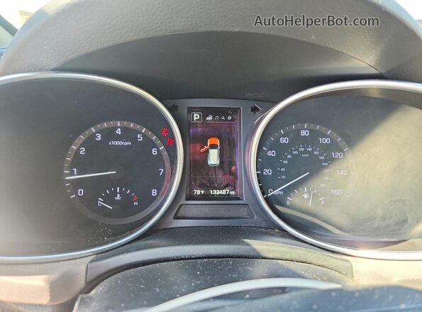 5NMZU3LB2HH025813 2017 HYUNDAI SANTA Gray Instrument cluster view