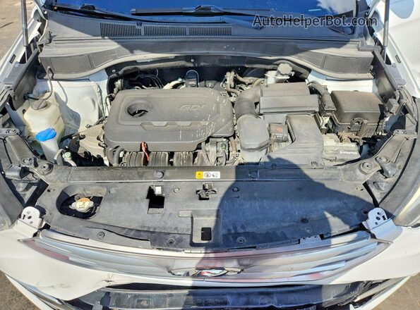 5NMZU3LB9JH104742 2018 HYUNDAI SANTA White ძრავის განყოფილების ხედი