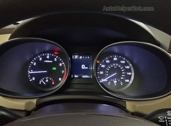 5NMZUDLB0HH008627 2017 HYUNDAI SANTA Black Instrument cluster view