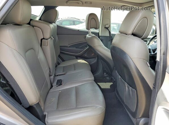 5NMZUDLB6JH098128 2018 HYUNDAI SANTA Gray Rear seats view