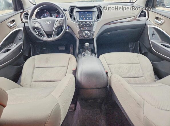 5NMZUDLB7JH082746 2018 HYUNDAI SANTA White Dashboard view