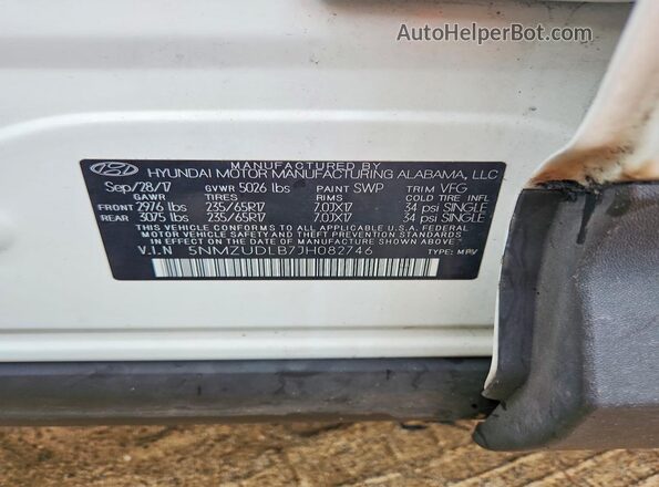 5NMZUDLB7JH082746 2018 HYUNDAI SANTA White Engine compartment view