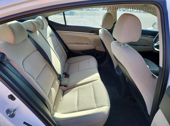 5NPD74LF0JH279152 2018 HYUNDAI ELANTRA White უკანა სავარძლების ხედი