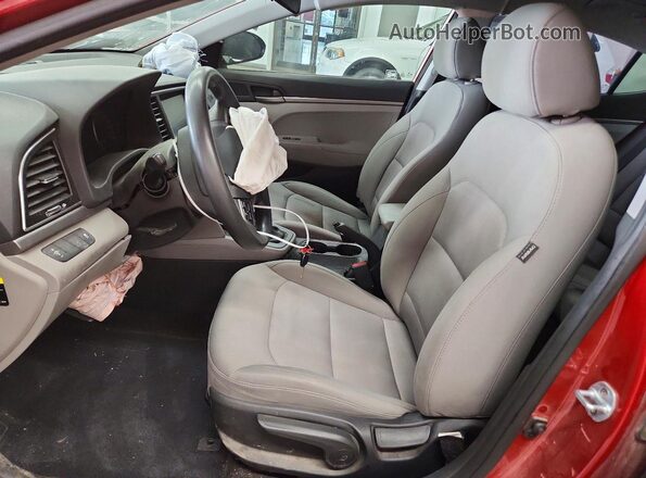 5NPD74LF0JH399050 2018 HYUNDAI ELANTRA Red Vista interior delantera