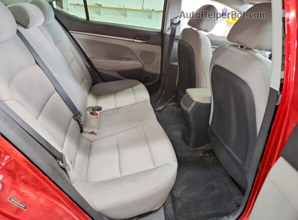 5NPD74LF0JH399050 2018 HYUNDAI ELANTRA Red Vista de los asientos traseros