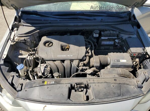 5NPD74LF1HH164778 2017 HYUNDAI ELANTRA Beige Вид задньої частини салону