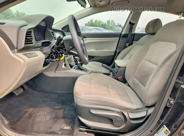 5NPD74LF1LH529064 2020 HYUNDAI ELANTRA Черный Вид салона спереди