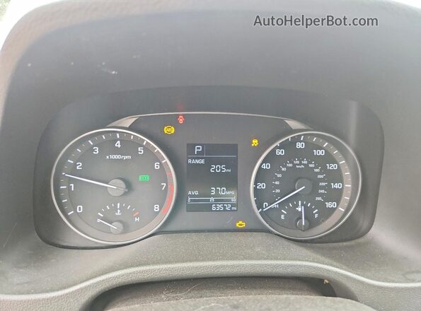 5NPD74LF2HH057822 2017 HYUNDAI ELANTRA White Vista del cuadro de instrumentos