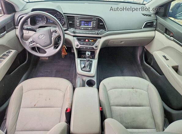 5NPD74LF2HH154079 2017 HYUNDAI ELANTRA Черный Вид панели приборов