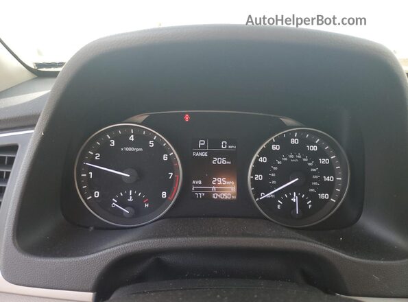 5NPD74LF2JH228235 2018 HYUNDAI ELANTRA White Սարքավորումների վահանակի տեսք