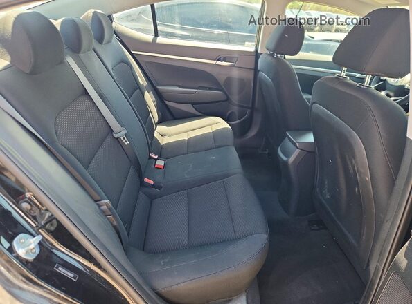 5NPD74LF2LH549159 2020 HYUNDAI ELANTRA Black Widok tylnych siedzeń