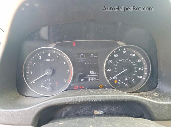 5NPD74LF3HH184501 2017 HYUNDAI ELANTRA Red Սարքավորումների վահանակի տեսք
