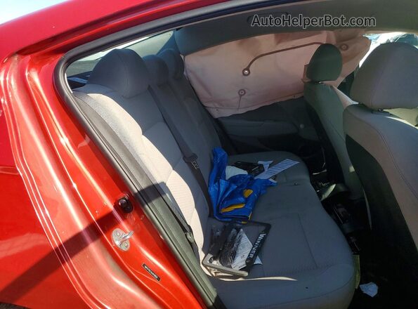 5NPD74LF3LH619820 2020 HYUNDAI ELANTRA Red Rear seats view