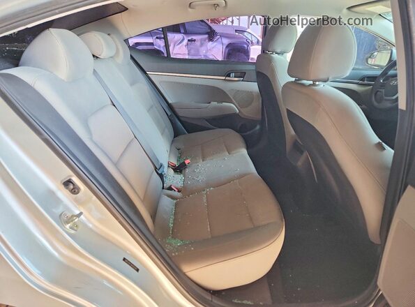 5NPD74LF5HH202187 2017 HYUNDAI ELANTRA Silver Vista de los asientos traseros