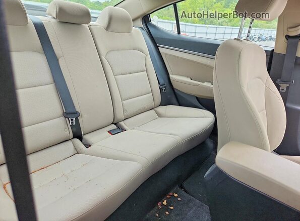 5NPD74LF5JH267935 2018 HYUNDAI ELANTRA Черный Вид задних сидений