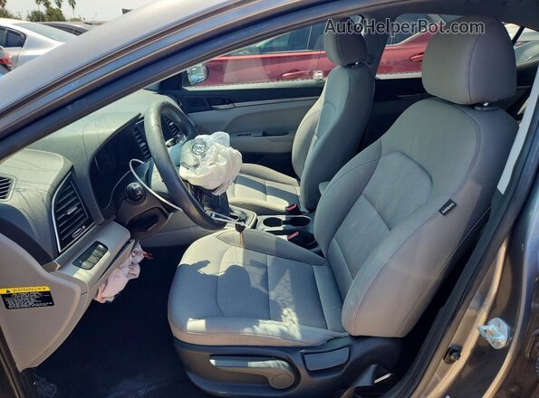 5NPD74LF5JH396564 2018 HYUNDAI ELANTRA Gray წინა სალონის ხედი