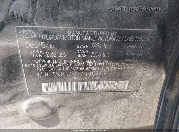 5NPD74LF7HH173419 2017 HYUNDAI ELANTRA Black ძრავის განყოფილების ხედი