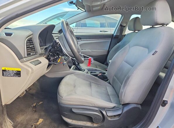 5NPD74LF7HH182248 2017 HYUNDAI ELANTRA Silver Вид салону спереду