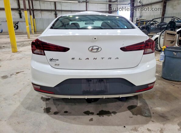 5NPD74LF7KH425595 2019 HYUNDAI ELANTRA White Widok z tyłu