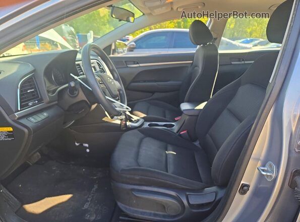 5NPD74LF8HH089884 2017 HYUNDAI ELANTRA Серебряный Вид салона спереди