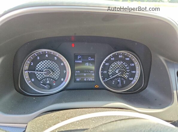 5NPD74LF8KH449453 2019 HYUNDAI ELANTRA White Սարքավորումների վահանակի տեսք