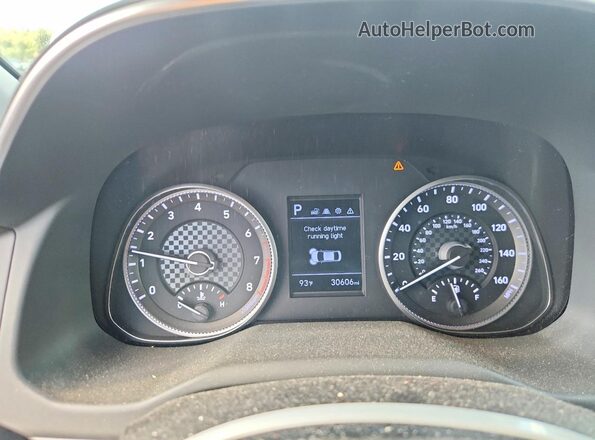 5NPD74LF8LH590203 2020 HYUNDAI ELANTRA Белый Вид щитка приборов