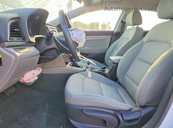 5NPD74LFXHH069829 2017 HYUNDAI ELANTRA White Vista interior delantera