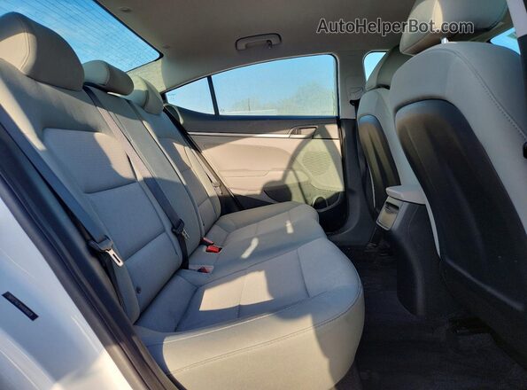 5NPD74LFXHH069829 2017 HYUNDAI ELANTRA White Vista de los asientos traseros