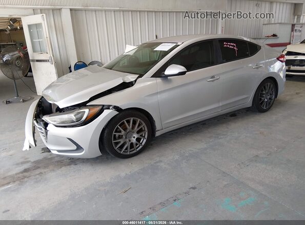 5NPD74LFXJH376102 2018 HYUNDAI ELANTRA Silver Vista tres cuartos delantera izquierda