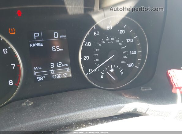 5NPD84LF0HH036688 2017 HYUNDAI ELANTRA White Vista de los asientos traseros