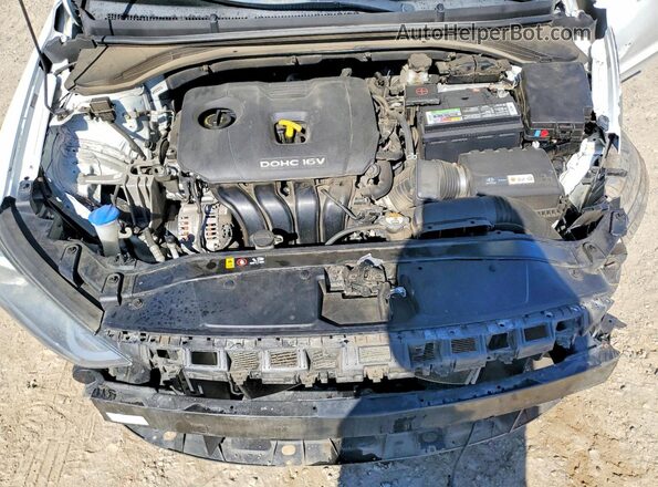 5NPD84LF0JH217845 2018 HYUNDAI ELANTRA White Rear interior view