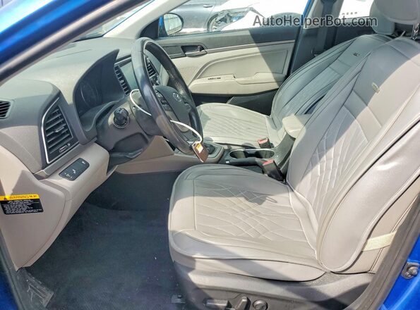 5NPD84LF1HH041558 2017 HYUNDAI ELANTRA Blue Вид салону спереду