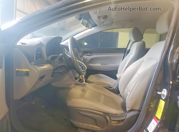 5NPD84LF1HH045772 2017 HYUNDAI ELANTRA Black Vista interior delantera