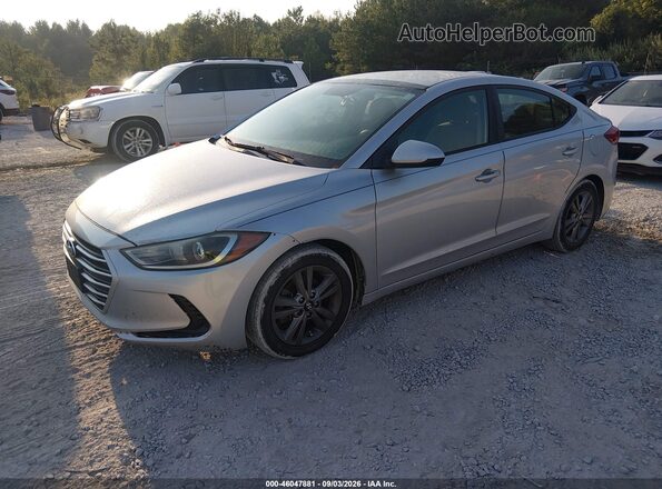 5NPD84LF1HH106120 2017 HYUNDAI ELANTRA Silver Առջևի ձախ երեք քառորդ տեսարան