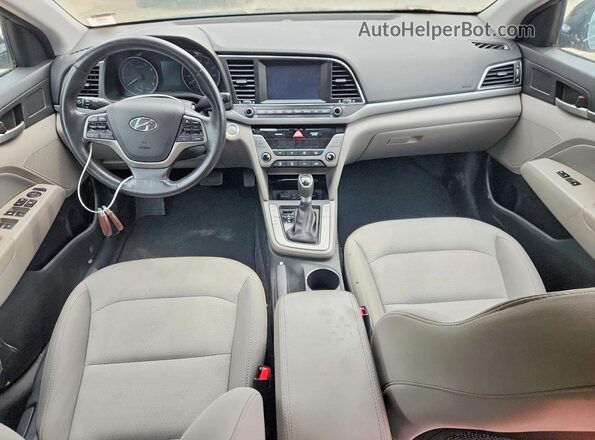 5NPD84LF1HH114296 2017 HYUNDAI ELANTRA Black Vista del salpicadero