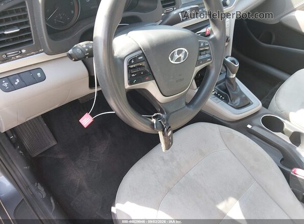 5NPD84LF1JH241104 2018 HYUNDAI ELANTRA Gray Widok deski rozdzielczej