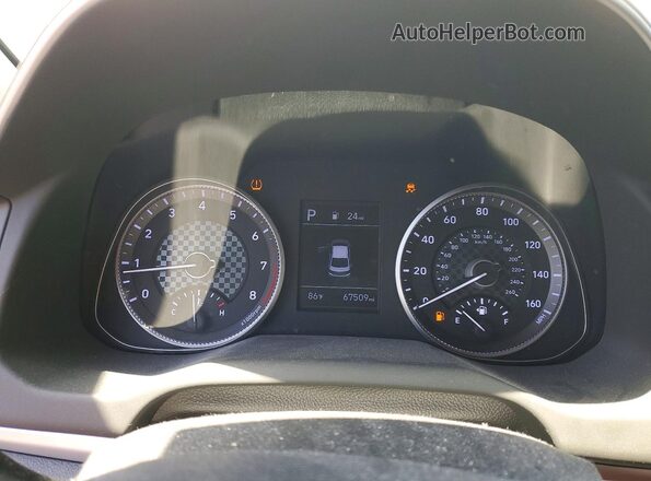5NPD84LF1LH582568 2020 HYUNDAI ELANTRA White Սարքավորումների վահանակի տեսք