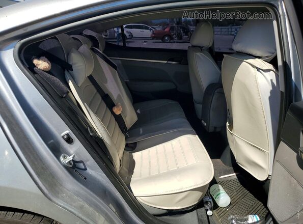 5NPD84LF2HH075007 2017 HYUNDAI ELANTRA Silver Widok tylnych siedzeń