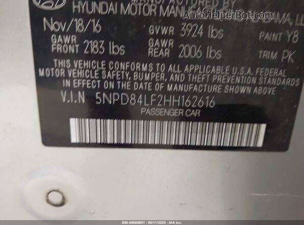 5NPD84LF2HH162616 2017 HYUNDAI ELANTRA Silver Widok komory silnika